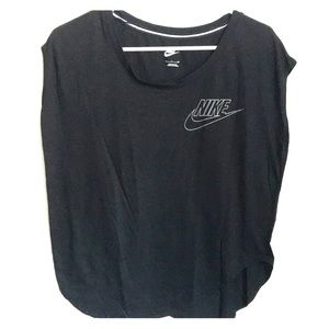 Nike workout top